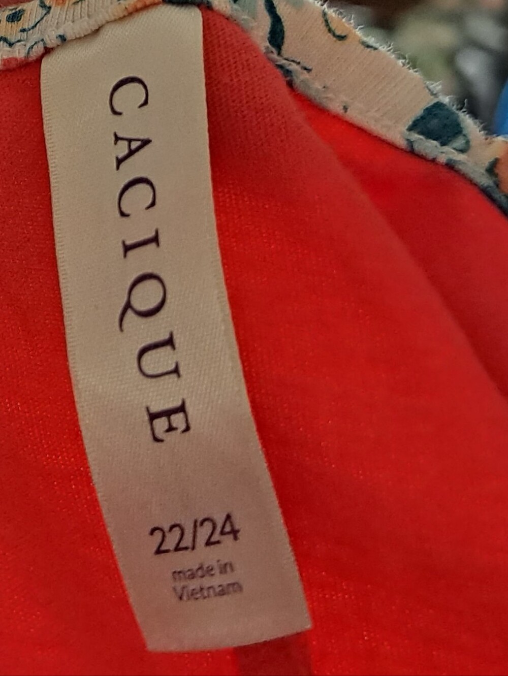 Coral Sleeveless Pj Set  with Floral Capri Bottoms EUC - Picture 2 of 10
